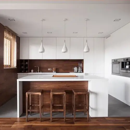 Küche weiß und holz